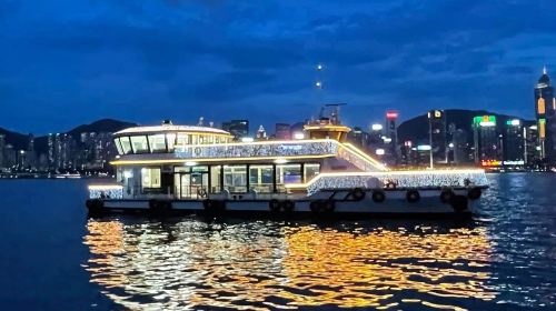 Hong Kong Evening Tour: Sunset Victoria Harbour Cruise, Michelin Dim Sum, and Sunset Experience Day Tours