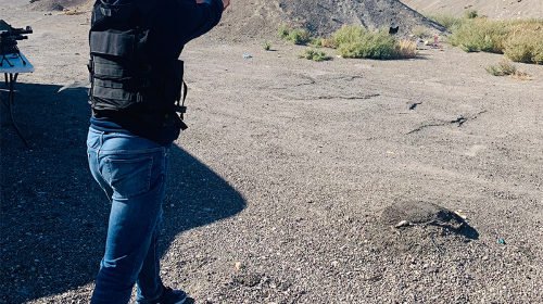 Las Vegas outdoor or MGV indoor live-fire Shooting experience with Chinese/Mandarin and English instructors and Las Vegas Strip hotel pick-up