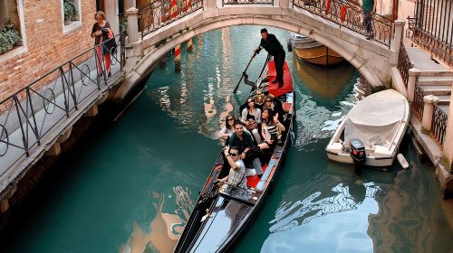Venice: Walking Tour & Gondola Ride Day Tours