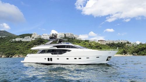 Hong Kong Charter Boat Tours: A Must-Have for Families: Experience a Western-Style Yacht Transport Passes