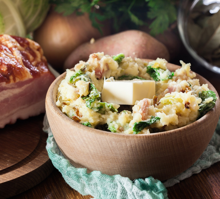 Traditional Irish Food and Dublin Old Town Private Tour