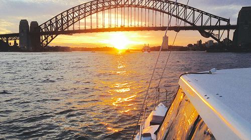 1-hour sunset cruise in Sydney Harbour (includes snack platter and drinks) Transport Passes