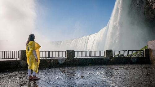 Niagara Falls Tour with Boat Ride & Journey Behind the Falls Day Tours