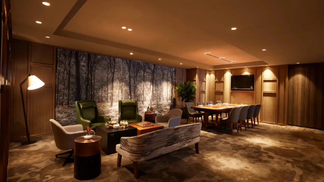 Plaza Premium Lounge - Hong Kong International Airport Terminal 1