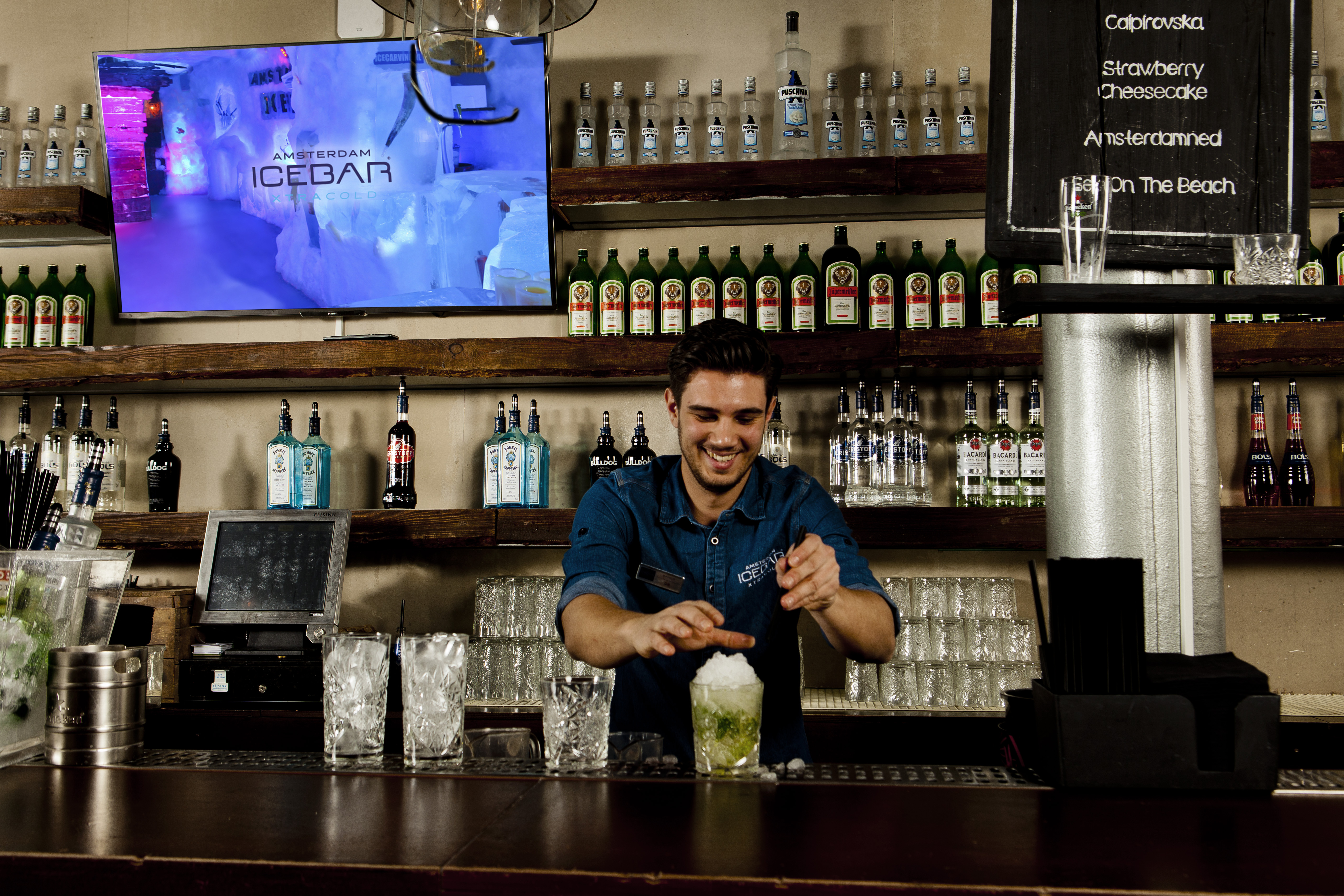XtraCold Icebar Experience: Skip The Line + 3 Drinks